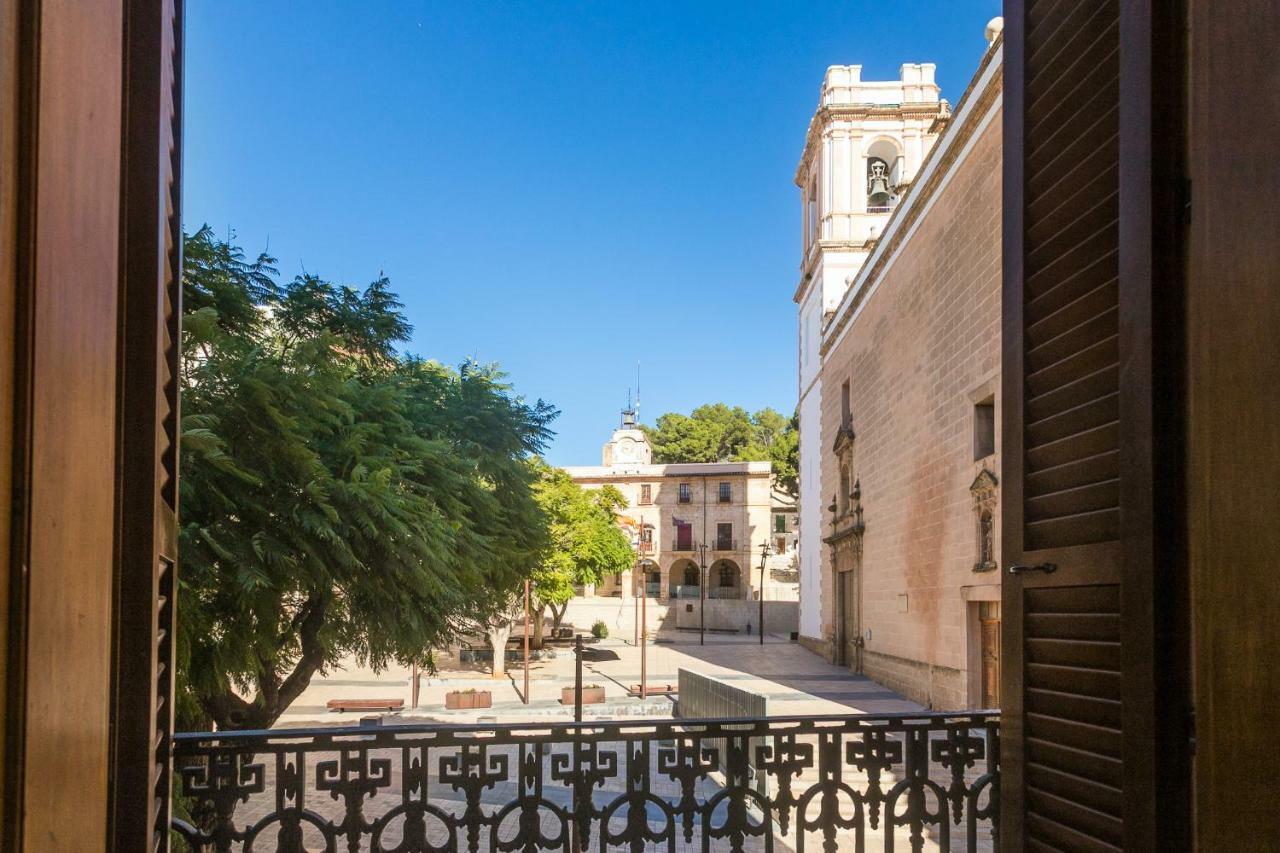 Estudios Ramon Llull Dénia Exterior foto